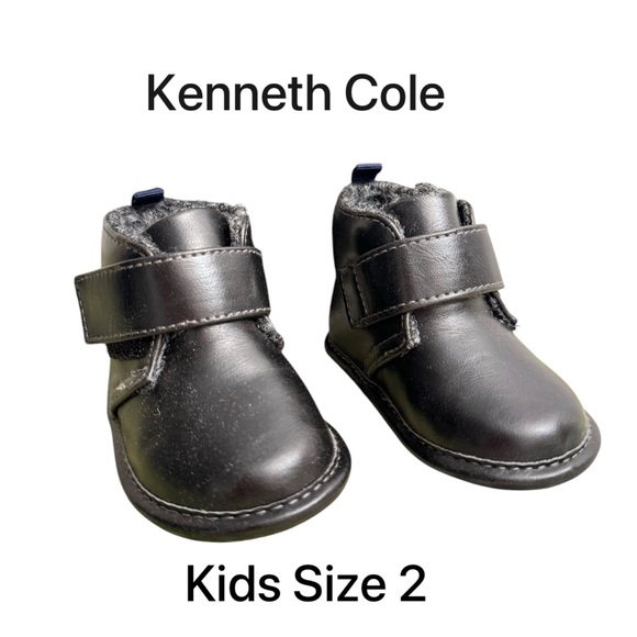 Kenneth Cole Baby Shoes Size 2 New in Box - Picture 1 of 6